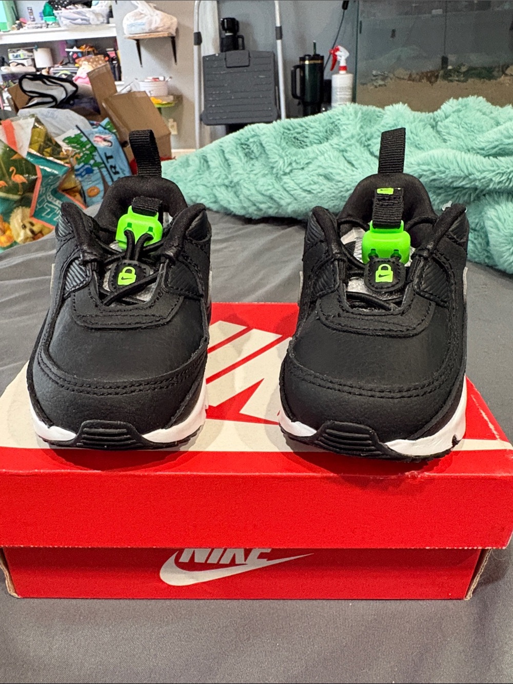 Nike Air Max 90 Toggle- Toddler size 4c